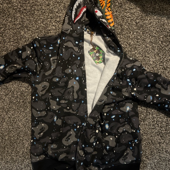 Bape shark Black and Gray Shark Hoodie with Camo Pattern - Picture 2 of 3